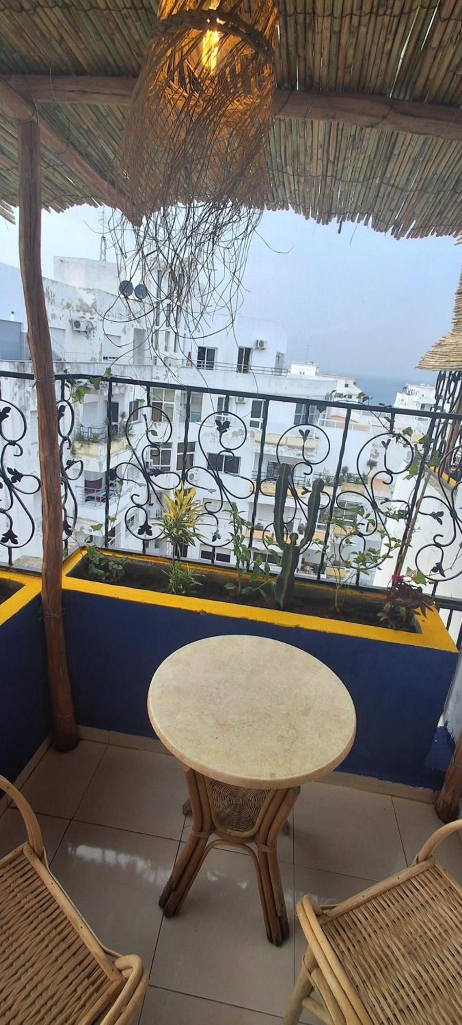 Apartamento Cozy Flat With Sea View Tánger Exterior foto